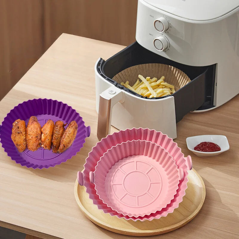 Kit com 6 Formas de Silicone para Airfryer – Antiaderente, Tamanhos Variados, Lavável e com Alça